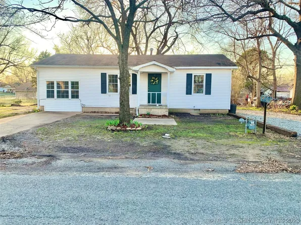 503 NW 4th St, Stigler, OK 74462