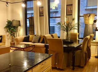 20 N State St APT 303, Chicago, IL 60602