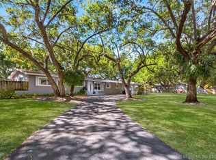 15950 SW 79th Ct, Palmetto Bay, FL 33157