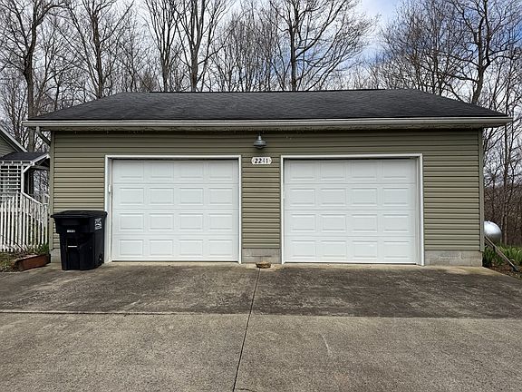 2nd image of 2241 Wheelers Mill Rd