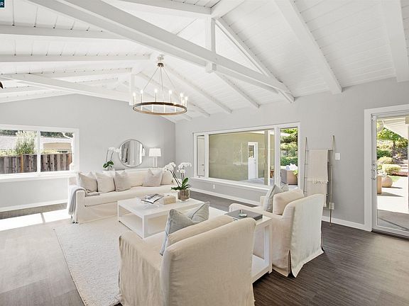 5th image of 57 Lombardy Ln