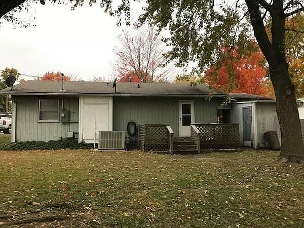 2nd image of 1609 Jefferson Cir