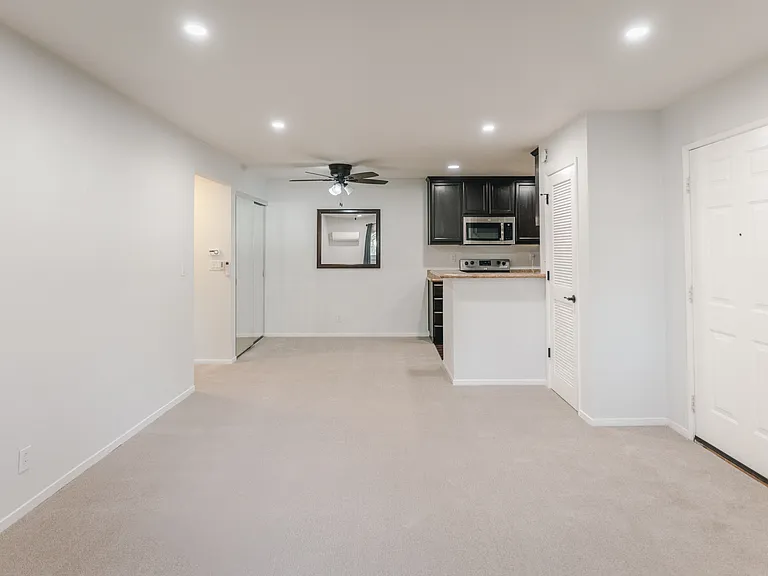 2766 Somerset Park Cir — Photo 7