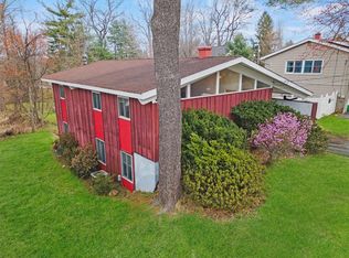 705 Abbey Ln, Valley Cottage, NY 10989