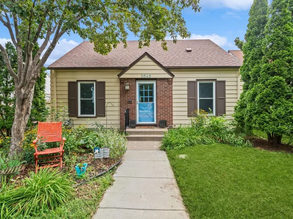 3648 Hubbard Ave N, Robbinsdale, MN 55422