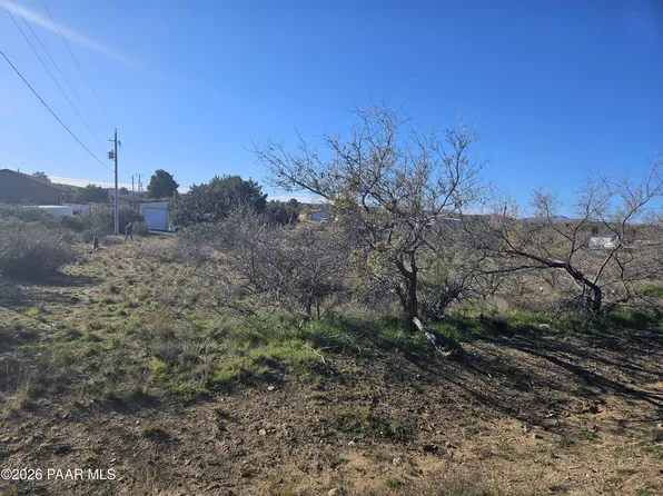 16219 S Cordes Lakes Dr, Mayer, AZ 86333