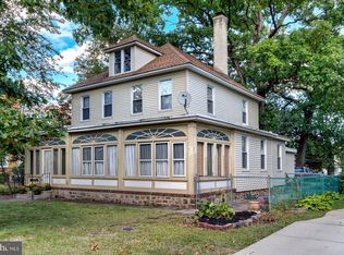 714 Cinnaminson Ave, Palmyra, NJ 08065