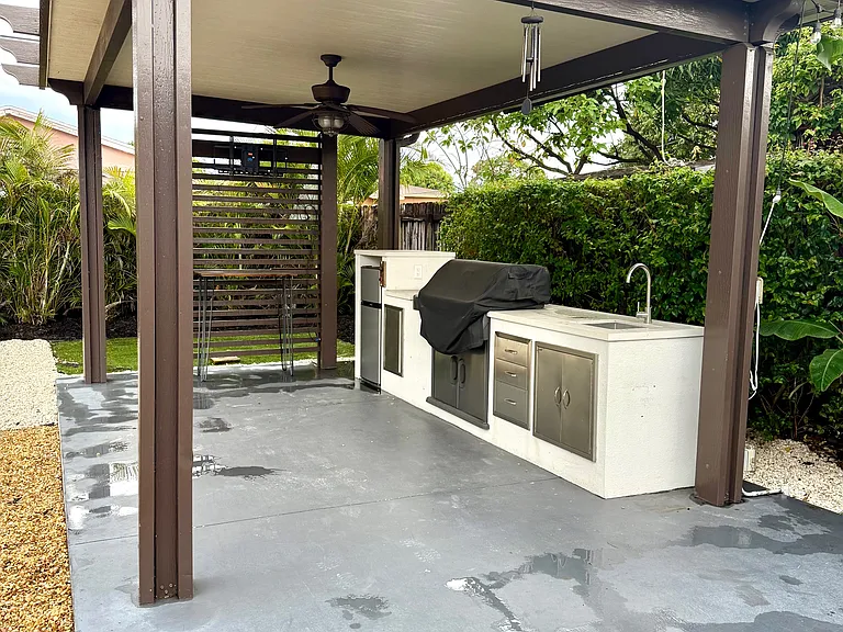 outdoor kitchen area