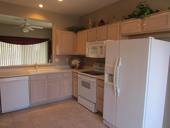 5th image of 16075 W Desert Winds Dr