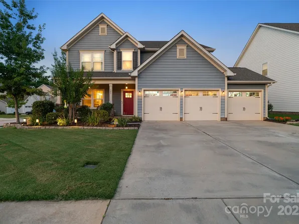 305 Redberry Ct, York, SC 29745