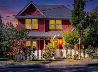 1110 Reno St, Victoria, BC V9A 4B6