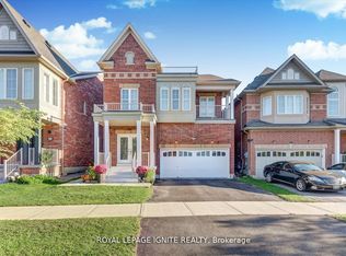 127 Noahs Farm Trl, Whitchurch Stouffville, ON L4A4P1
