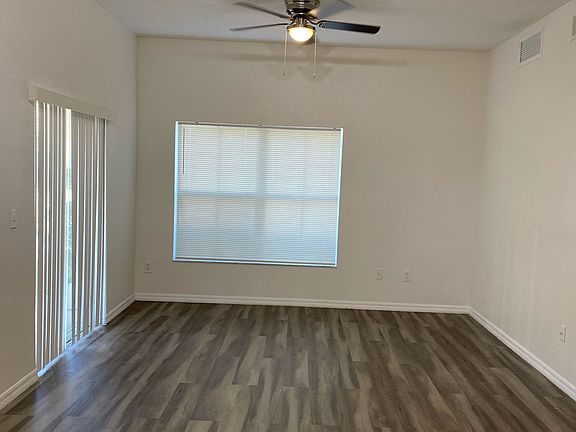 3rd image of 2606 Lodi Cir APT 101