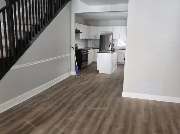 34 W Maple St, York, PA 17401