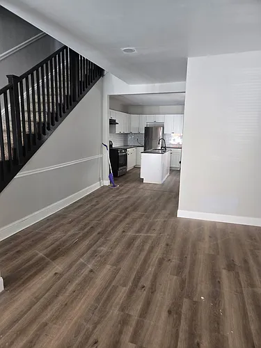 34 W Maple St Photo 1