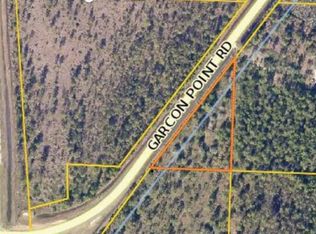 000 Garcon Point Rd, Milton, FL 32583