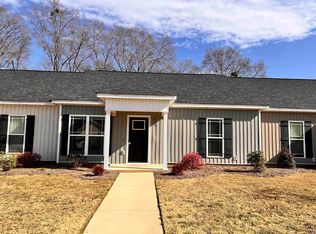 119 Washington Place Dr, Perry, GA 31069
