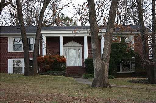 1st image of 1547 E Hope St