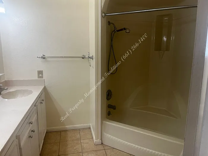 2804 Park Ave — Photo 17
