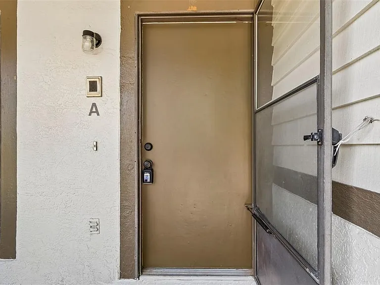 2945 Grovewood Blvd #A — Photo 5