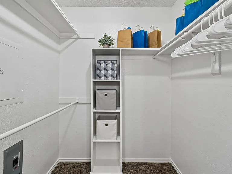 Chisholm Place — Photo 14