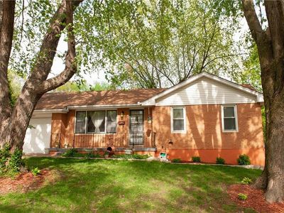 4205 S McCoy St, Independence, MO, 64055