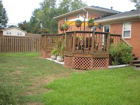 5th image of 8316 Seaforth Dr