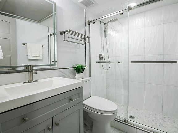 2nd image of 2300 Augusta Dr APT 28