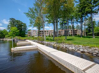 37 Turtle Run Rd APT 24, Winthrop, ME 04364