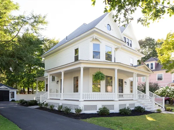 80 Central St, Hudson, MA 01749