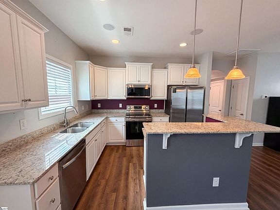 2nd image of 164 Highland Park Ct