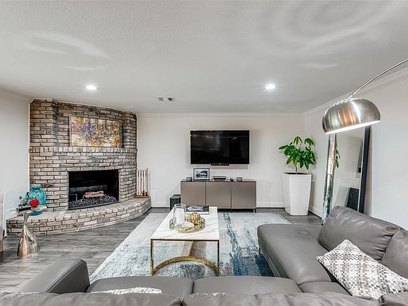 5th image of 12902 Kimberley Ln
