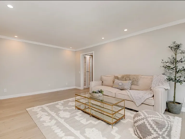 6314 Friars Rd #212 — Photo 4