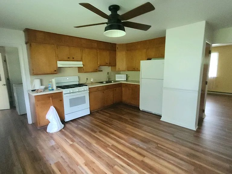 Kitchen. Refrigerator, stove included.