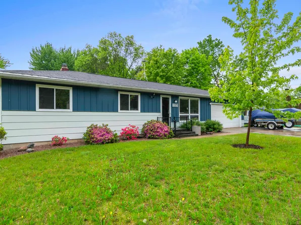 1107 E Lieg Ave, Shawano, WI 54166