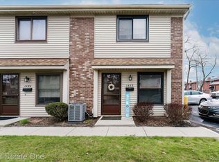 1488 W Webster Rd, Royal Oak, MI 48073