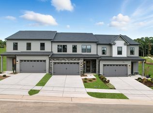 1127 Palisade Bluff Ln, Apex, NC 27502