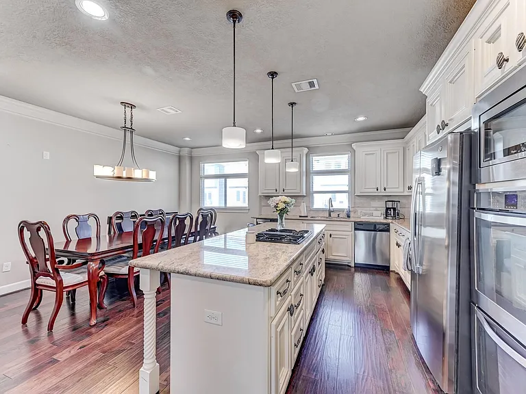1325 W 24th St #D — Photo 13