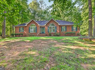 20 Tabor Forest Dr, Oxford, GA 30054