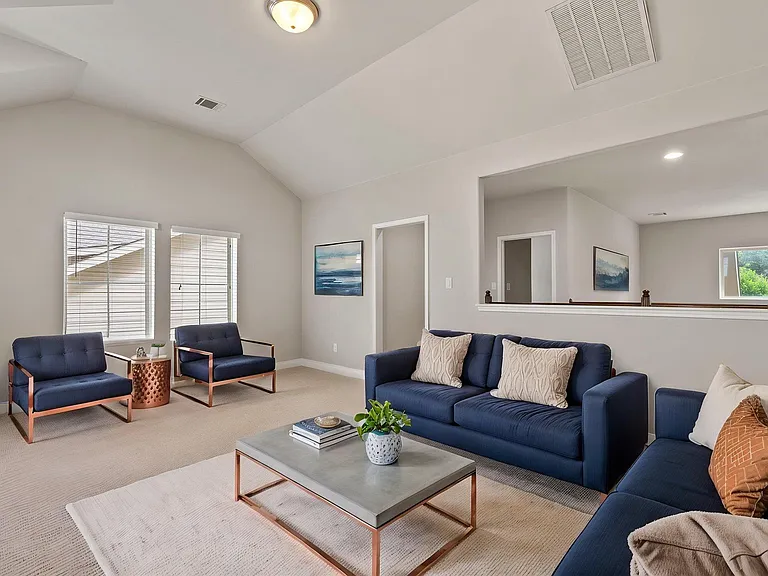 180 Santa Maria St — Photo 20