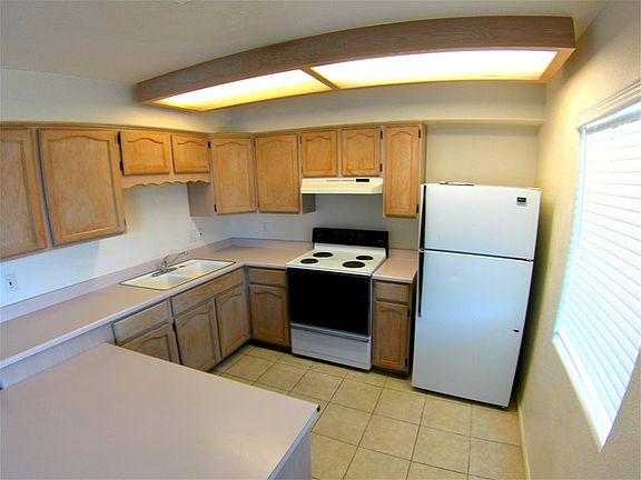 5th image of 1790 North Ave APT 2