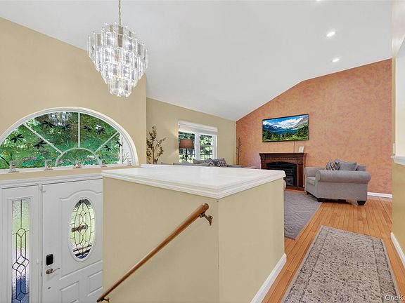 3rd image of 101 Brewer Road
