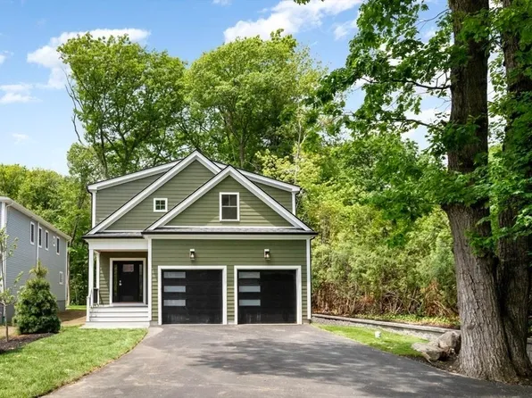 89 Spring St, Lexington, MA 02421