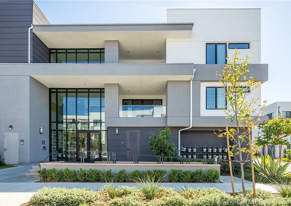 1st image of 16235 Dawn Way #204