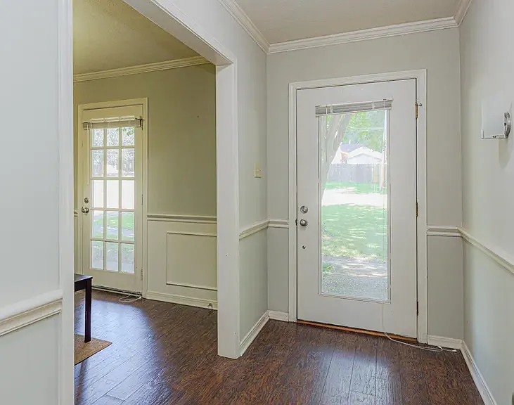 111 Squirrel Hill Dr — Photo 4