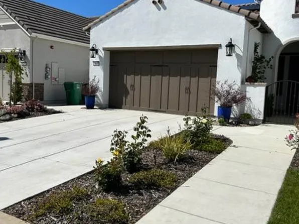 3031 Ashton St, Lodi, CA 95242