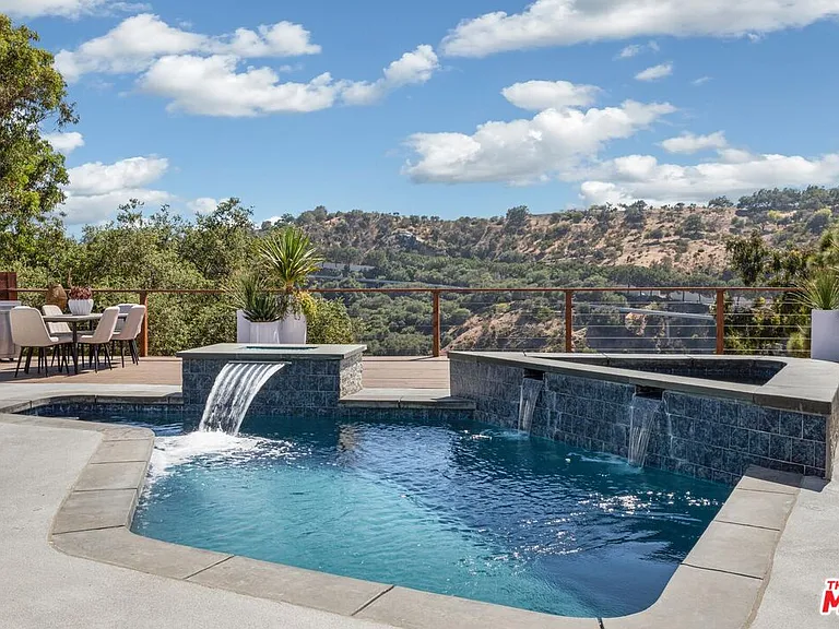 1287 Casiano Rd — Photo 26