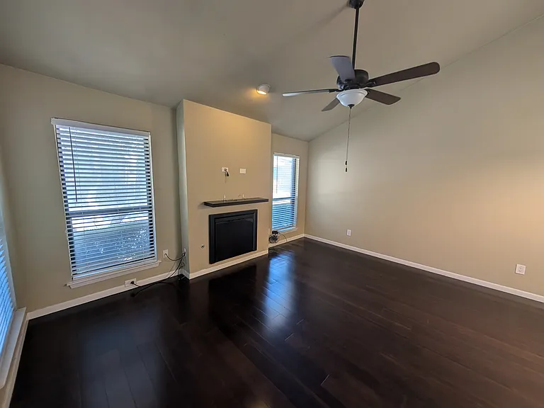 17490 Meandering Way #1005 — Photo 2