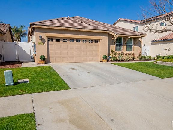4th image of 509 Jewel Flower St