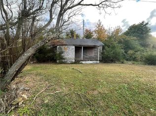 731 New Cut Rd, Lexington, NC 27292